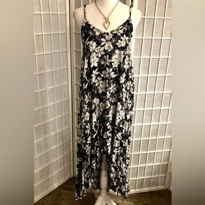 RAVIYA floral, ruffled high low dress. Gorgeous and in great cond. size 10